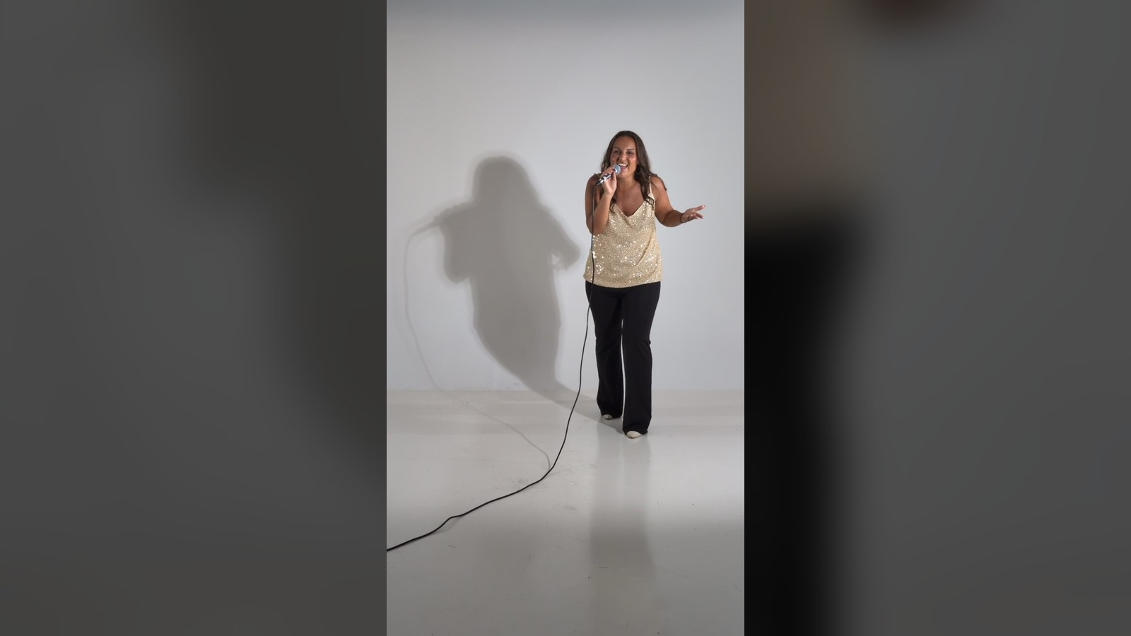 Suzy Richards performing — Live set · 16 August 2026 · Clip 14